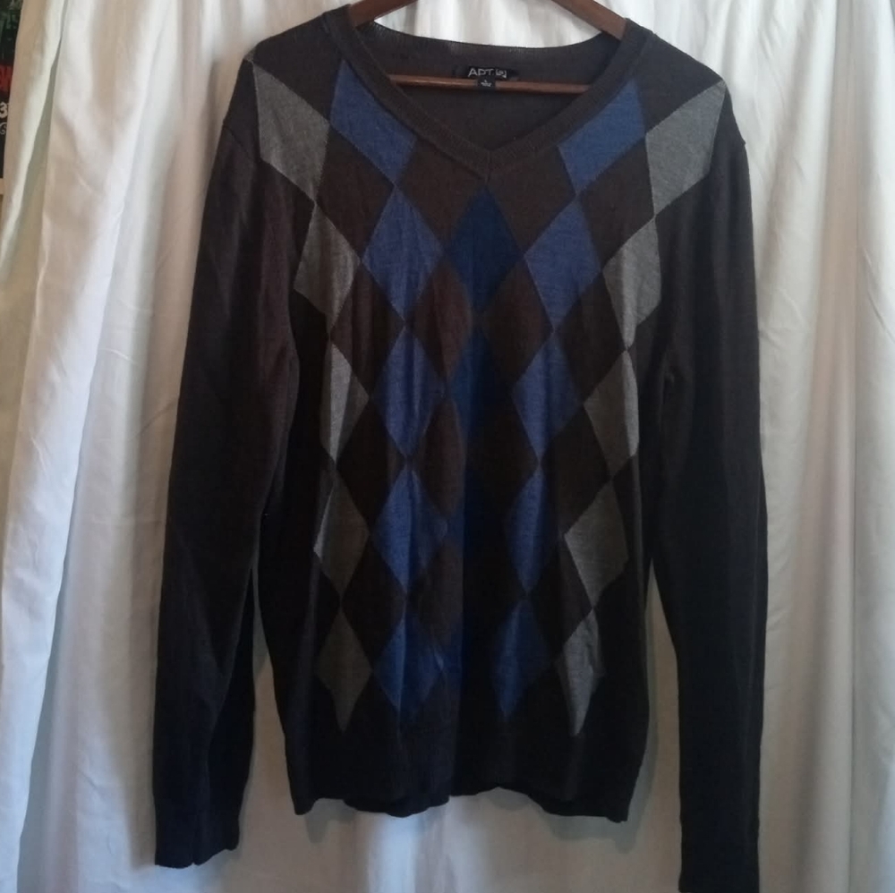 Apt. 9 Merino Wool Men’s V-Neck Argyle Sweater Charcoal Blue Gray Brown Casual